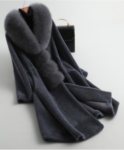 22F040 Factory wholesale korean wool apparel elegant female sheepskin overocoat fur trim hooded women coat