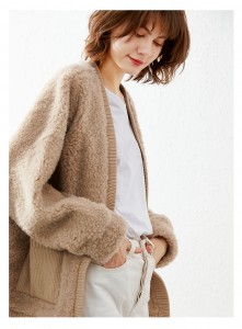 22R009 Fashion Outwear 100% Wool Sheep Shearing Fur Jacket for Ladies Fleece Women Real Sheepskin Coat Cardigan Sweater