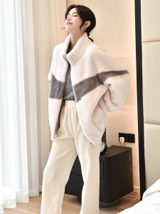 22H009 Haining Manufacturer 100% Wool Sheep Shearing Real Fur Coat Softshell Outdoor Winter Women’s Think Warm Fleece Jackets