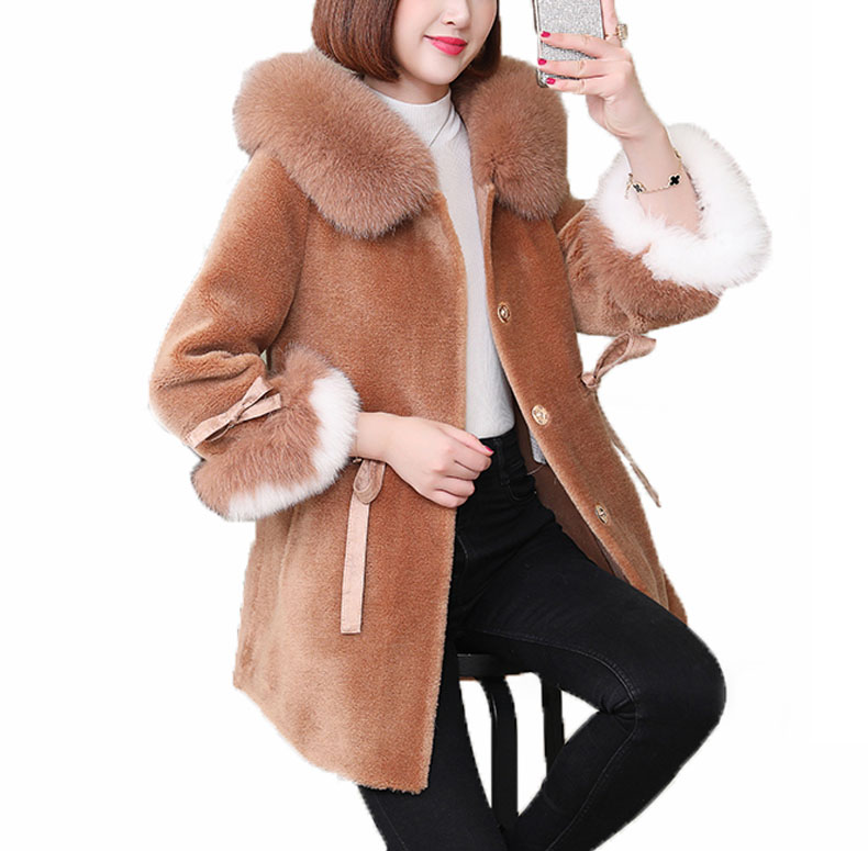 22F009 Women Winter Sheepskin Jacket Brown Color Belted Real Sheep Fur Coat Featured Image