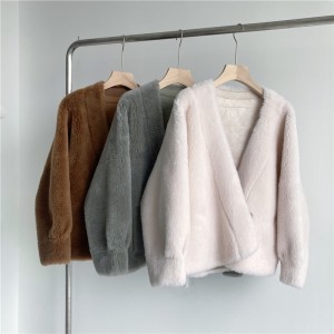 22R012 Fashion Urban Clothing Plus Size Cardigan Sweater 100% Wool Sheep Shearing Fur Jacket Winter Coats for Ladies