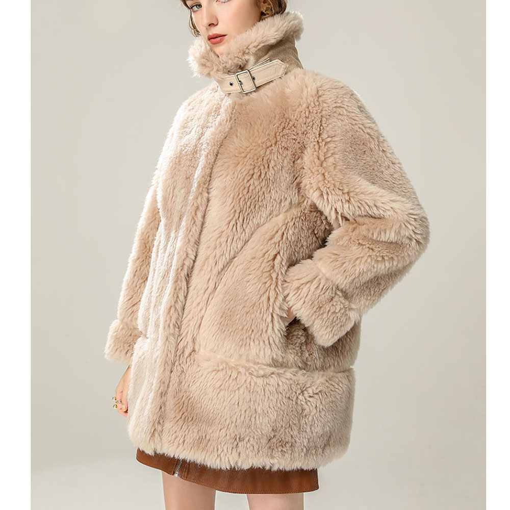 22T005 Wool Shearing Fur Coat Pure Wool Jacket Lambskin Winter Teddy Coat Featured Image