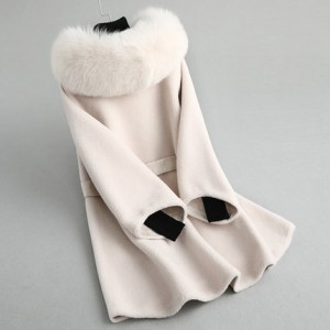 22F066 Factory Wholesale Fleece Winter Women Coat Sheep Shearing Fur Plush Overcoat Short Women Fur Jacket