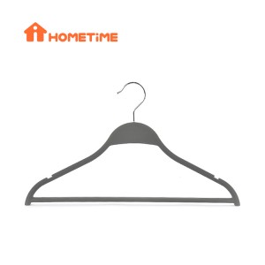 China Wholesale Biodegradable Hangers Factory –  Zara Style Rubber Coated Non Slip Plastic Hangers for Clothes – Lipu
