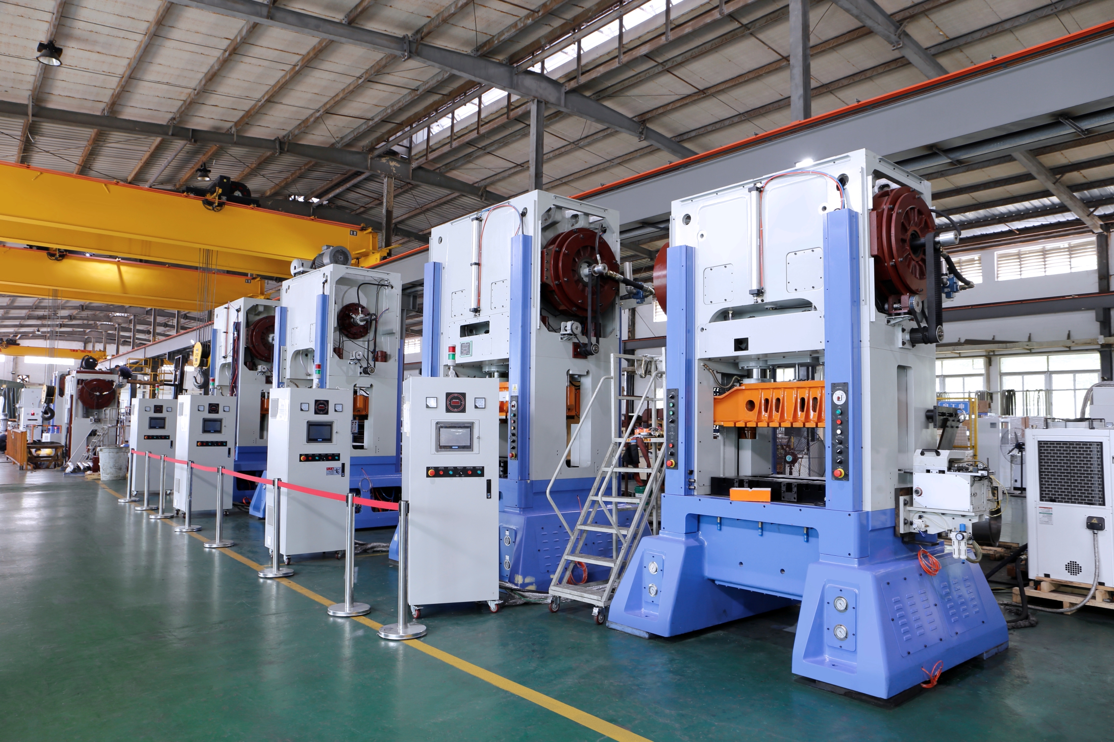 China's HOWFIT High-Speed-Punch Press Industrie Entwécklungsstatus an zukünfteg Trends