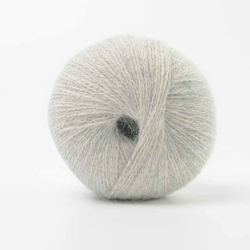 Free samples 80 angora rabbit cashmere fur knitting yarn mink fur like for crochet Featured Image