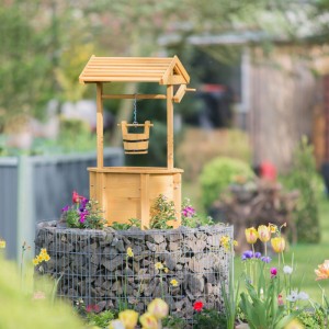 Popular Design for Wooden Outdoor Plant Shelves - Wooden Wishing Well Garden Display Planter Pot – HUALI