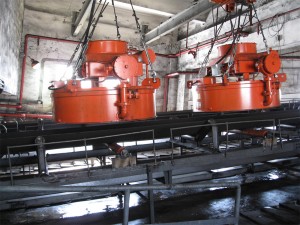 I-RCDFJ Oil Forced Circulation Self-Cleading Electromagnetic Separator