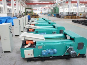 18 Years Factory China CTB/N/S Separate Barite Remove Iron Series Wet Process Permanent Drum Magnetic Separator