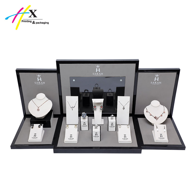 fine Customized chinese jewelry display-JZ617