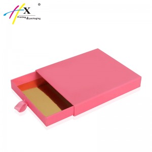 small pink paper eyelashes boxes