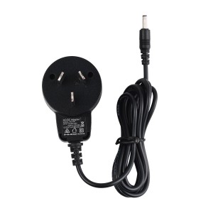 4.2V 1A battery charger adapter