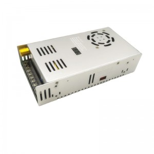 Visokokakovosten 0-36 V 16,7 A DC 600 W LED digitalni zaslon SMPS Na zalogi