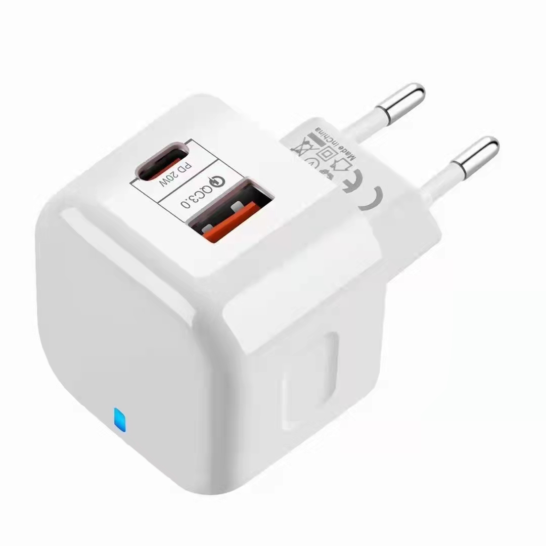 factory low price 5v 6a Charger - Foldable QC3.0 Fast Charger 5V 3A Portable EU Charger – Huyssen
