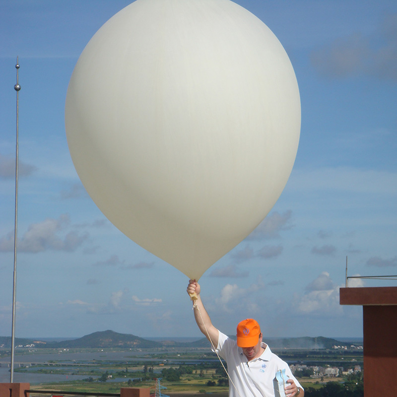 Weather Balloon, Meteorological Balloon For Weather Sounding, Wind/Cloud Detection, Near-space Researches