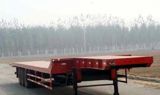 Low flatbed semi-trailer introduction