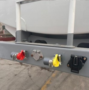 3 axles fuel tank semi-trailer made in China