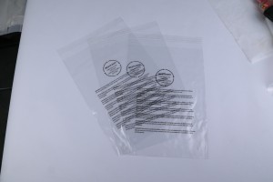 Tilpasset resirkulert plastpose GRS-sertifisert selvklebende emballasjepose for plagg