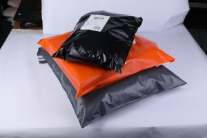 맞춤형 디자인 친환경 LDPE 재활용 폴리 메일러 배송 봉투 의류용 포장 가방 우편물