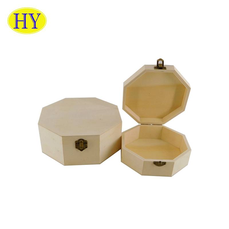 China Wholesale Wooden Champagne Box Product Factory - Unique wooden box Christmas gift packaging box wood box with cover – Huiyang