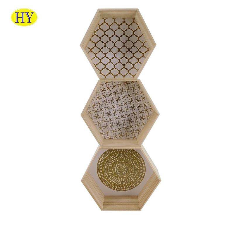 Customized Color Hexagon Shape Decorative Wooden Wall Mount Shelf