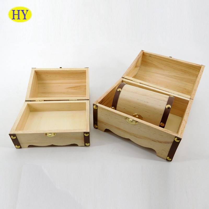 China Wholesale Wooden Box Product Factory - New design natural dome top lid with hinge and lock wooden packaging box wholesale – Huiyang detail pictures