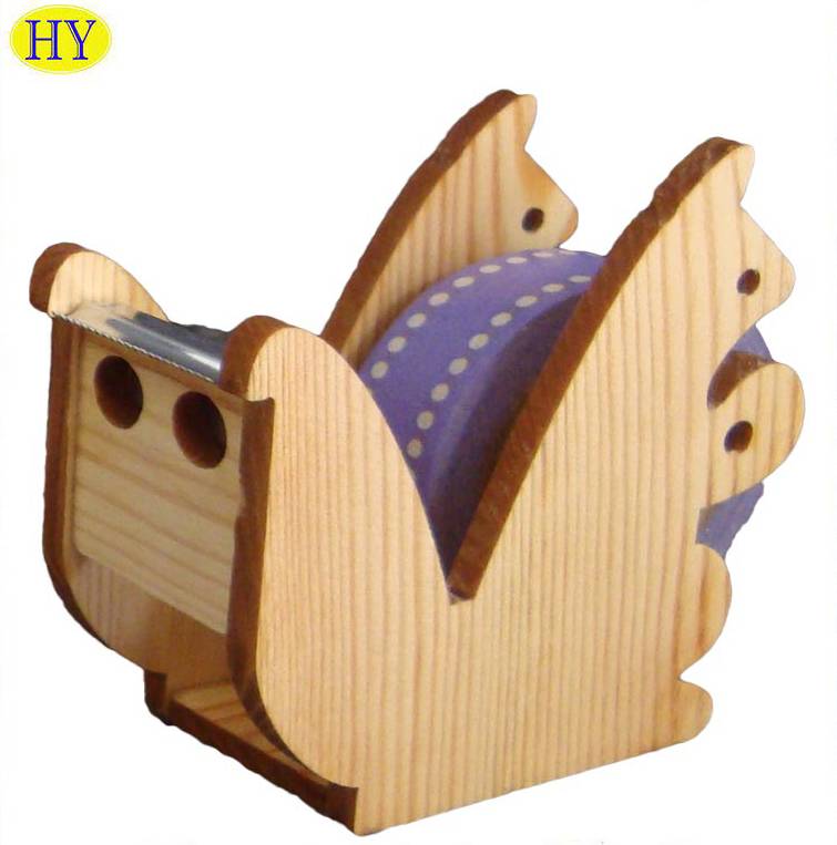 China Wholesale Wooden Bread Boards Product Factory - Customized Pine Wood Squirrel Shape Fancy Tape Dispenser Wholesale – Huiyang
