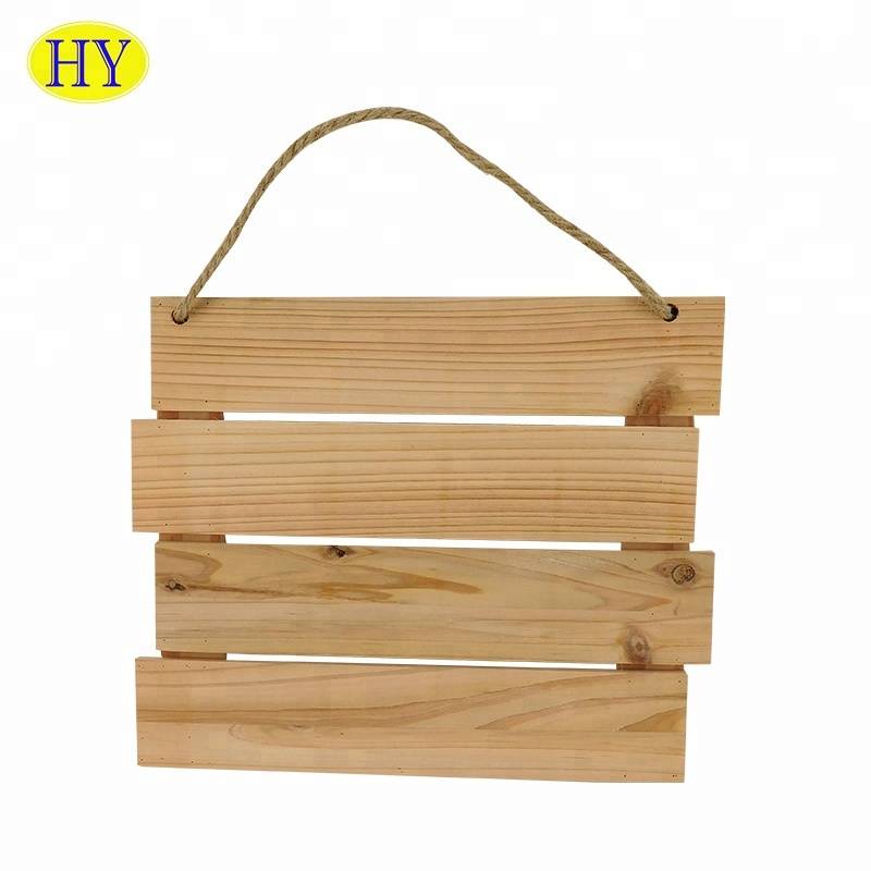Cheap Discount Wooden Tabletop Easel Product Factory - Wooden hanger oblique support frame manufacturing hanger – Huiyang Featured Image