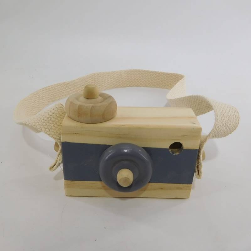 Kids-Mini-Wooden-Camera-Toys-Neck-Hanging-Photographed-Props-with-Rope-1