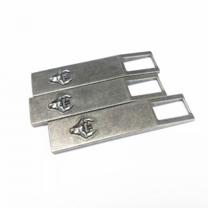 Custom shape handbag metal tag Brand logo Zinc alloy label