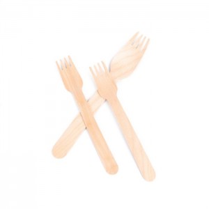 2019 Latest Design Kitchen Knife Fork Spoon Wooden Handle Tableware Dessert Cake Tableware