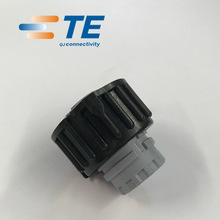 TE / AMP Connector 1-1813099-3