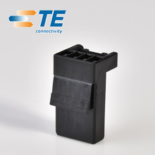 TE / AMP Connector 1318620-2