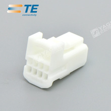 TE/AMP Connector 1376352-1
