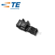 TE/AMP Connector 1379118-2
