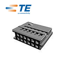 Connecteur TE/AMP 1379219-1