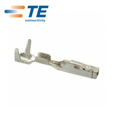 Connecteur TE/AMP 1452665-1