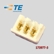 TE/AMP कनेक्टर १७३९७७-३