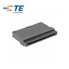 Connecteur TE/AMP 185875-1