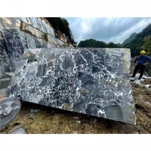 China New Grand Antique Black and White Block Hardness Quarry Blocks