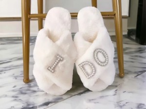 The Ultimate Guide to Choosing the Perfect Plush Slippers