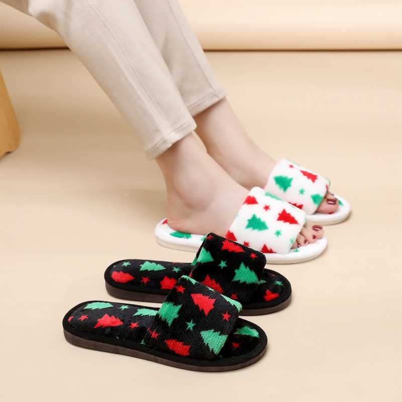 Christmas tree slippers 1