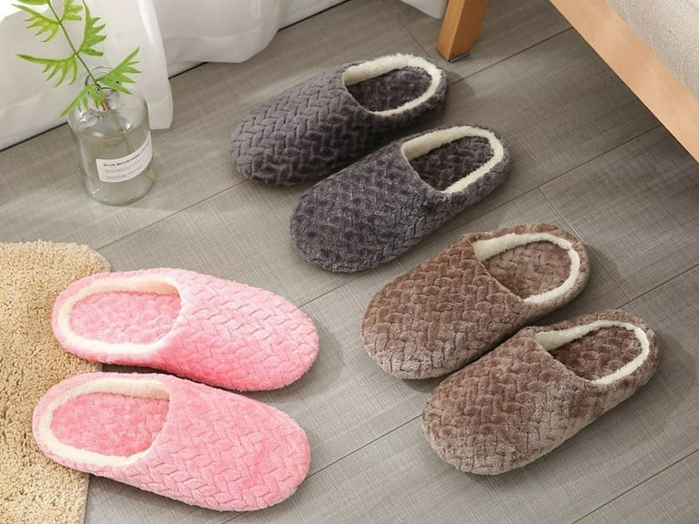 Happy Feet Begin at Home: The Bliss of Supportive Home Slippers