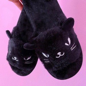 Niestandardowe damskie miękkie puszyste z wystającym palcem sypialnia śliczne piękne kapcie z czarnym kotem