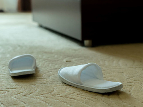 How much do disposable slippers cost?