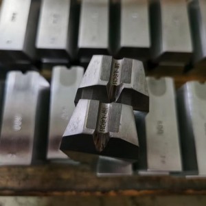 Tungsten Carbide Gripper Dies For Making Nail