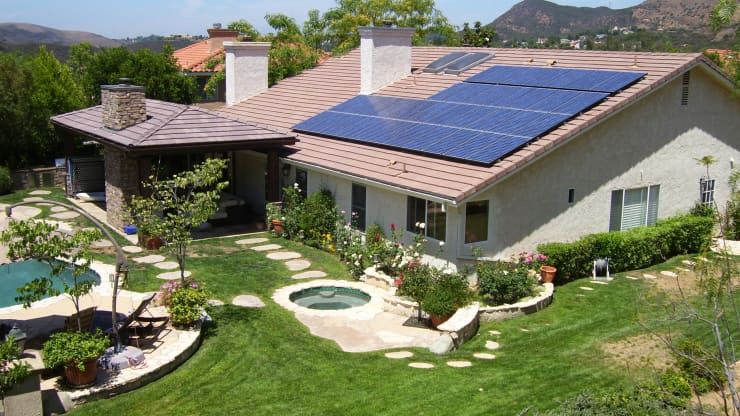 Make your home Energy use smarter and more energy-efficient with Home Energy Storage Systems