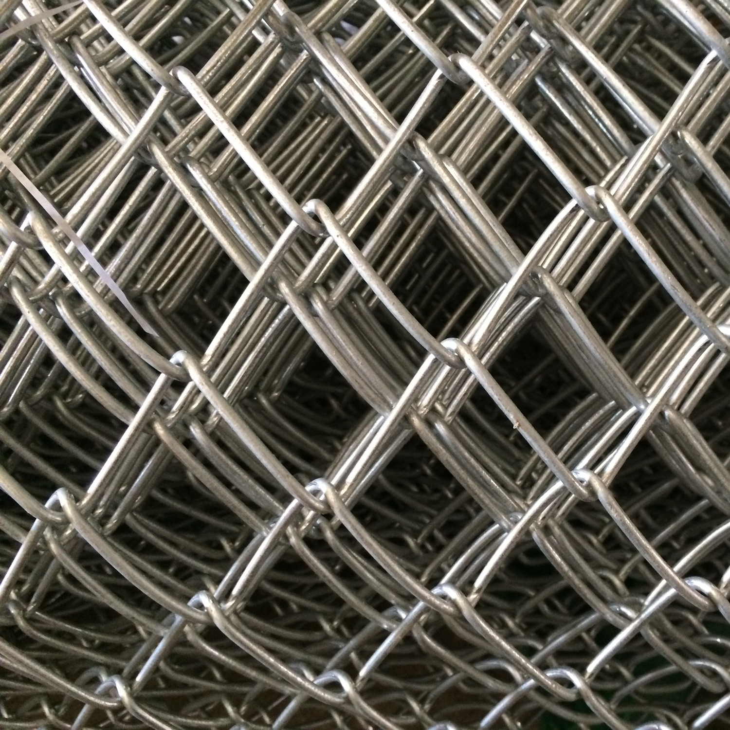 Hot Dipped Galvanized Chain Link  Fencing Twisted Selvages