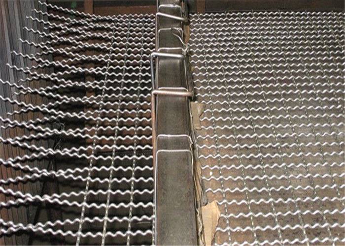 Fast delivery Heavy Duty Wire Mesh - Stainless Steel / Galvanized Crimped Wire Mesh Rectangular Opening for Pig Feeding – Tian Yilong