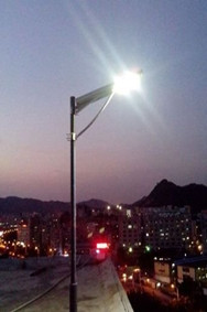 How to troubleshoot the solar street light not on?
